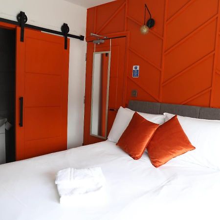 Cb Stays - Private Rooms With Ensuite And Kitchenette In 피터버러 외부 사진