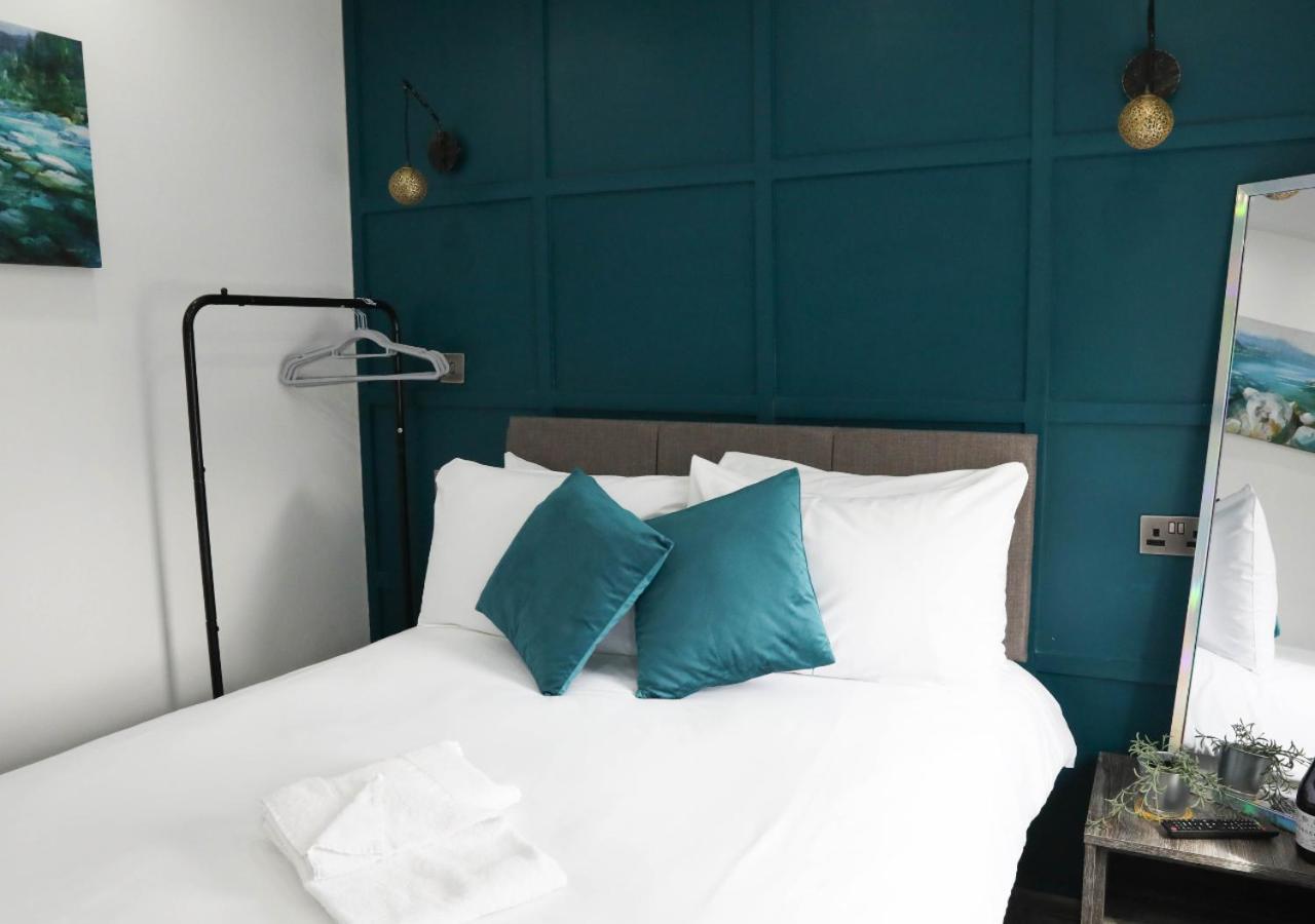 Cb Stays - Private Rooms With Ensuite And Kitchenette In 피터버러 외부 사진