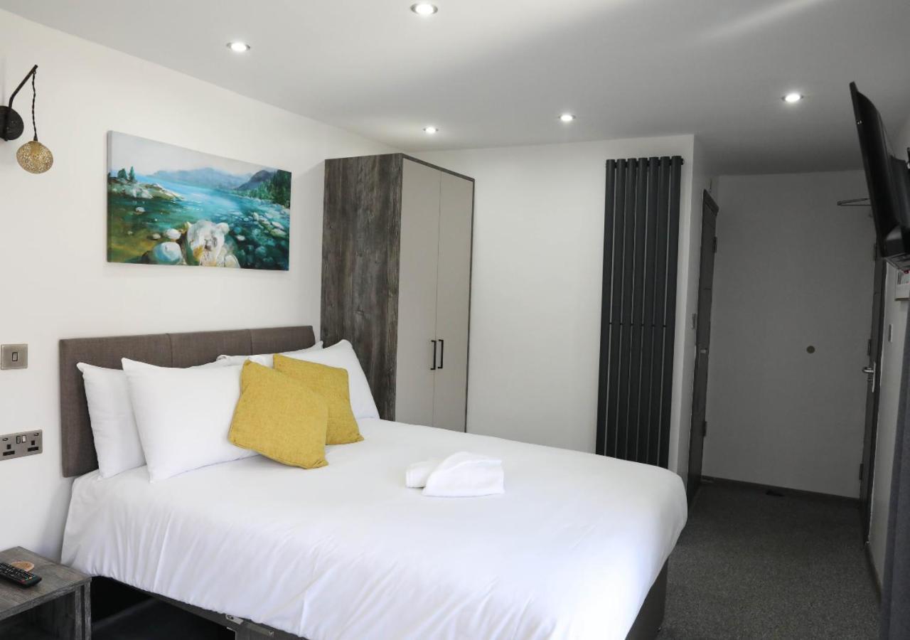 Cb Stays - Private Rooms With Ensuite And Kitchenette In 피터버러 외부 사진