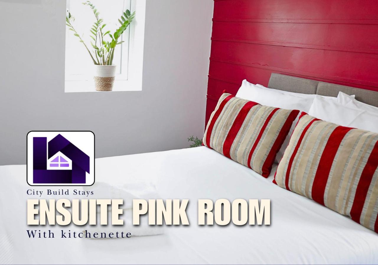 Cb Stays - Private Rooms With Ensuite And Kitchenette In 피터버러 외부 사진